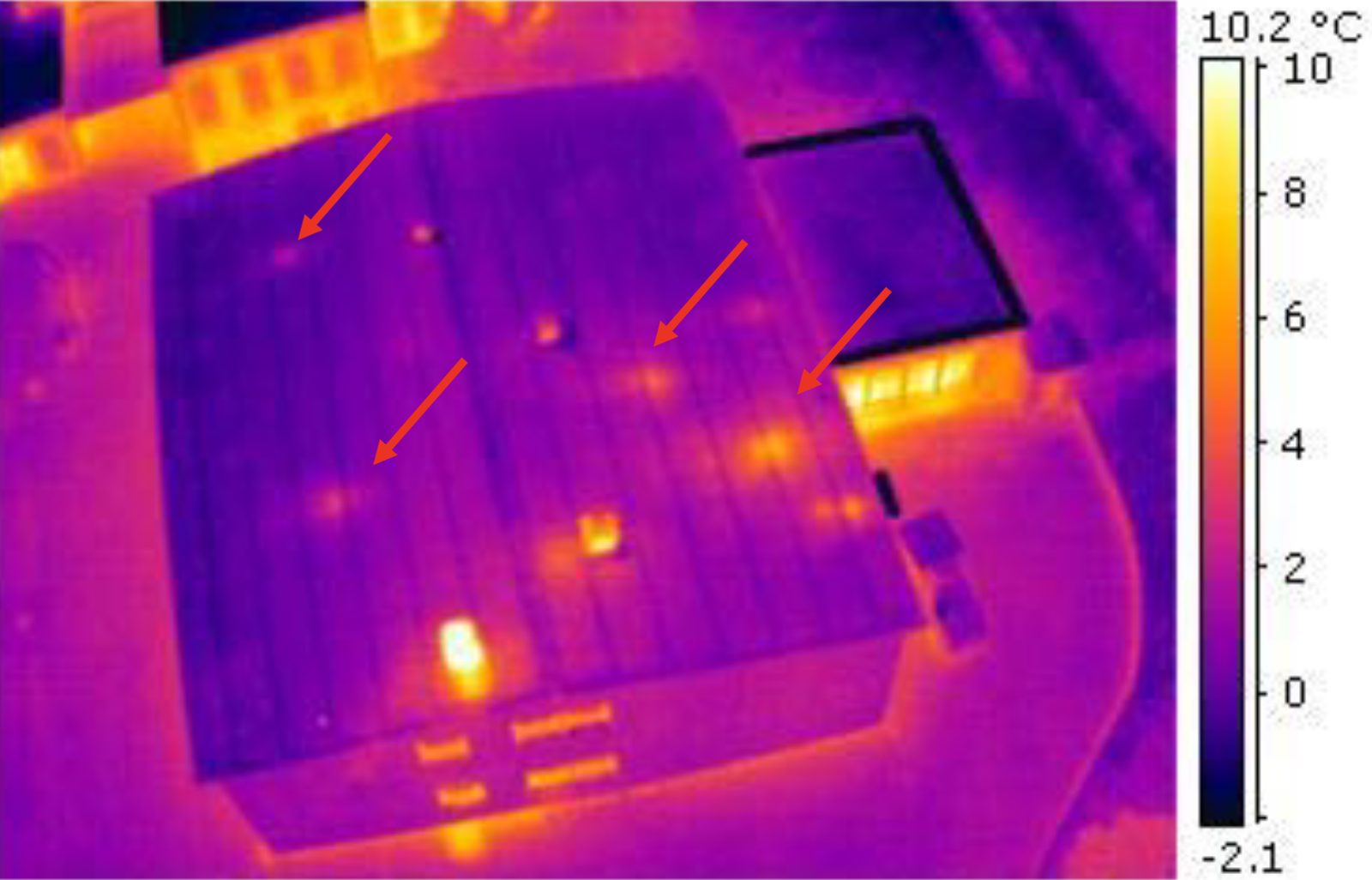 Inspection thermique par drone d'un local industriel : déperditions de chaleur par la toiture